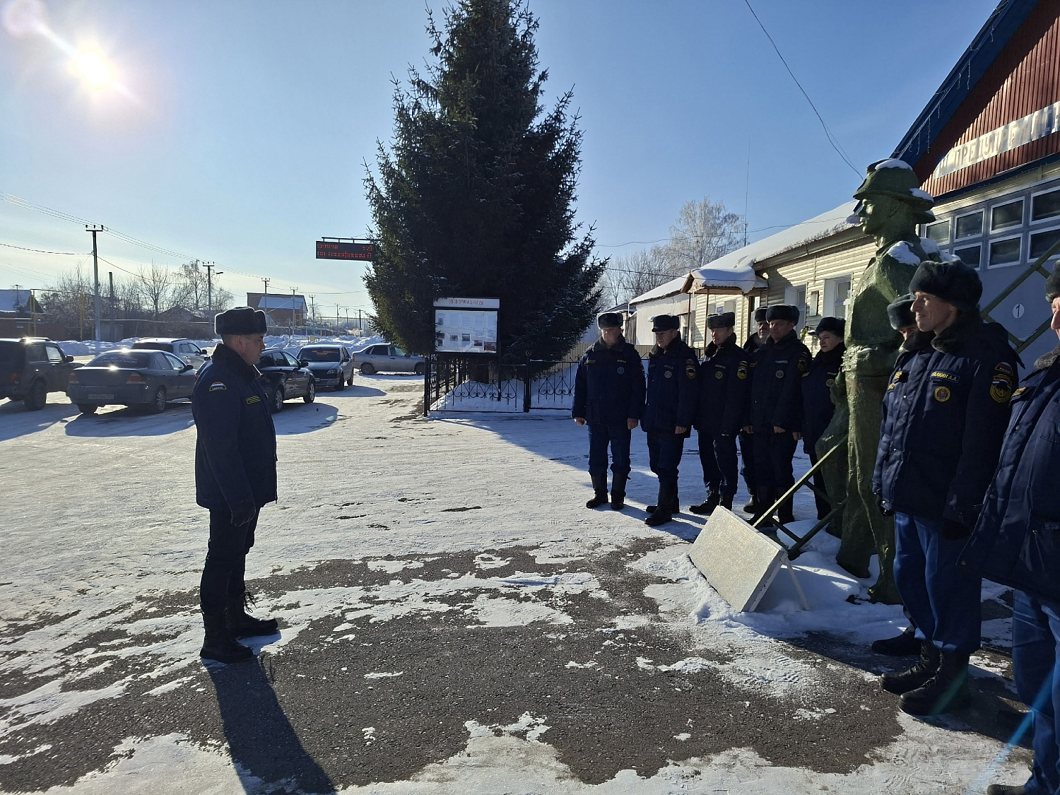 В Челно-Вершинском районе прошёл митинг, посвящённый снятию блокады Ленинграда