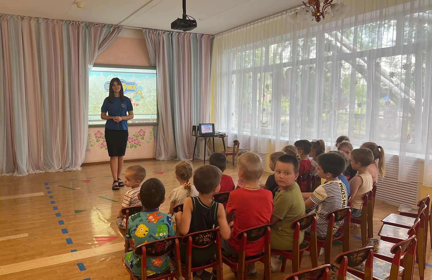 Спички не тронь – в них прячется злой и хитрый огонь
