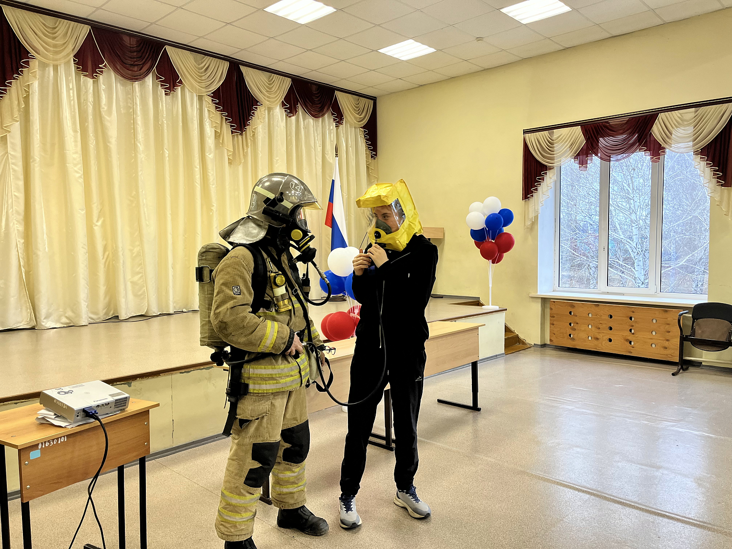 Профориентационная беседа с учащимися старших классов проведена в Кинельском районе