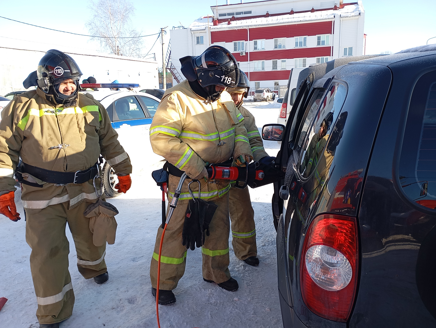 Отработали навыки взаимодействия служб при ДТП