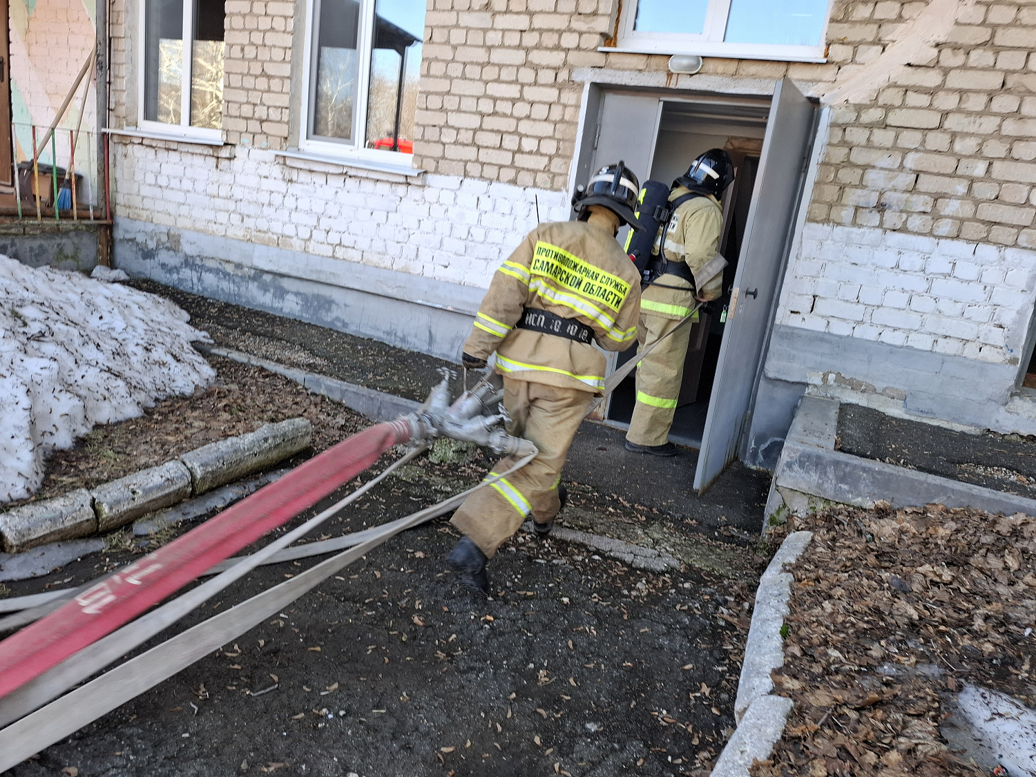 Пожарно-тактическое учение в нефтегорском образовательном учреждении