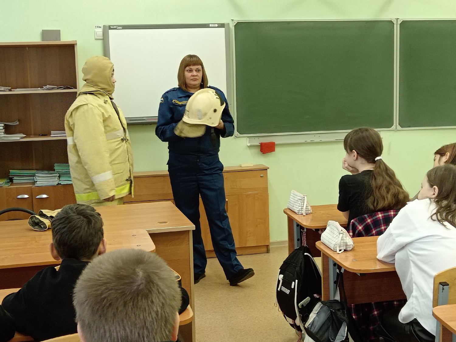 Профилактические беседы со школьниками 