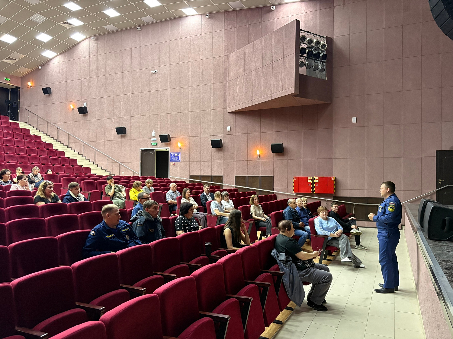 Тренировочный семинар, посвященный вопросам пожарной безопасности прошел в Большеглушицком районе