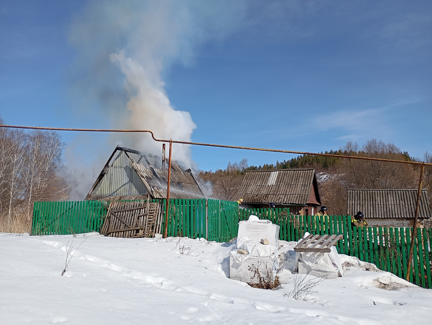 В настоящий момент в Исаклинском районе горит баня