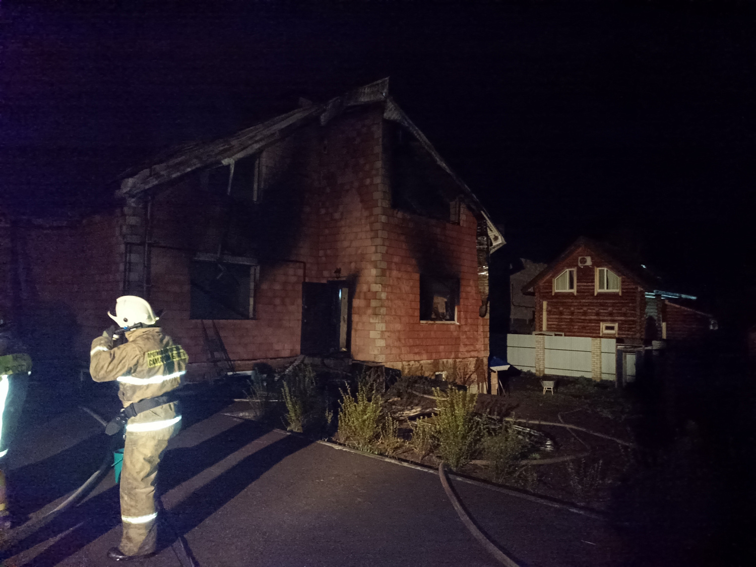 В селе Старая Бинарадка Красноярского района произошел пожар ранга 1-БИС