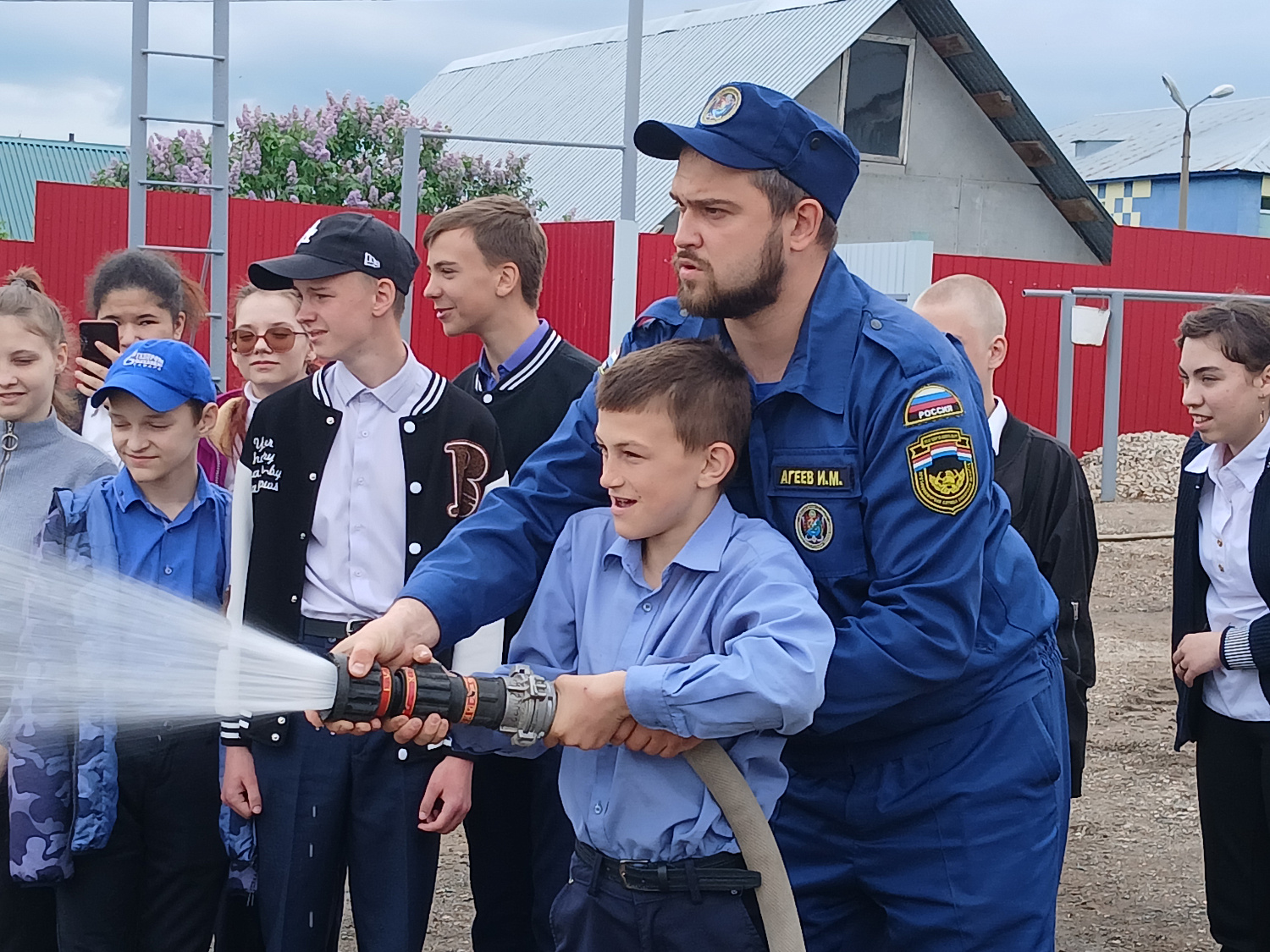 Показ пожарной техники