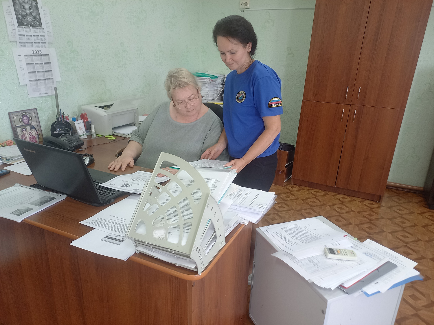 Инструктор пожарно-спасательного отряда № 36 Оксана Ерофеева провела беседы с жителями Нефтегорского района